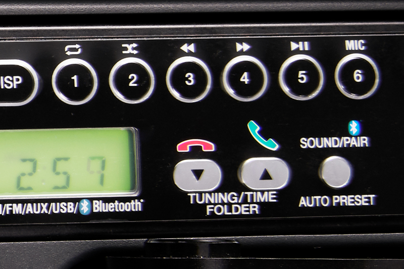 Conventional Excavator SK130LC-11 Bluetooth Image of Conventional Excavator SK130LC-11 Bluetooth of North America Model